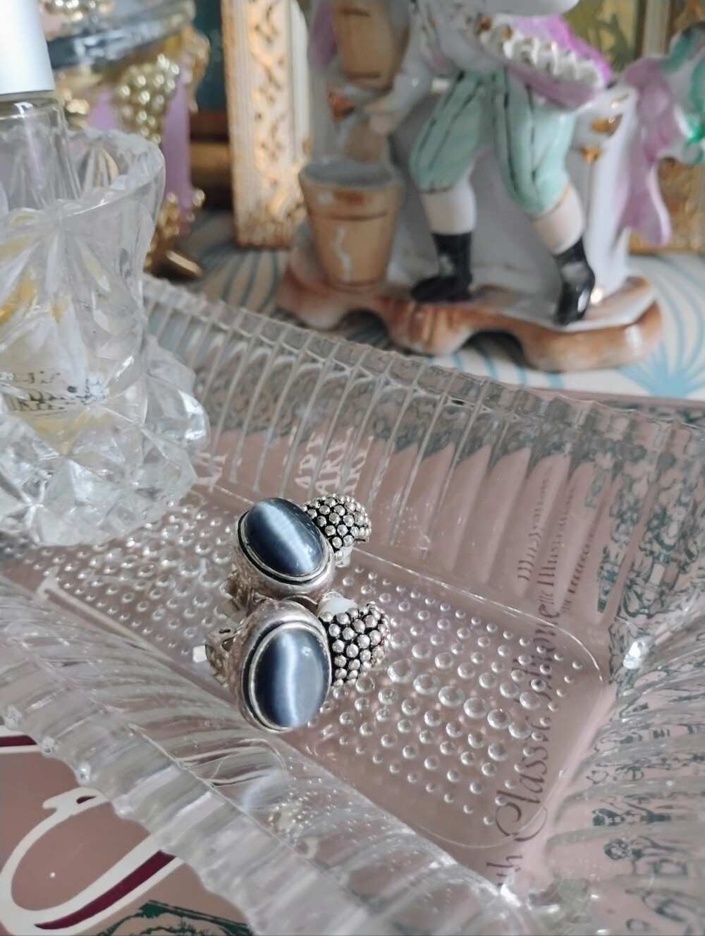 Vintage Vibes, Elegant Estate Earrings, Clipon